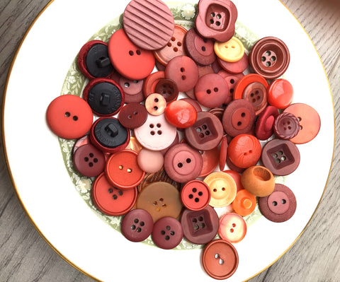 60g Vintage Reds and Oranges - Premium Buttons from Smart as a button - Just £2.50! Shop now at Smart as a button